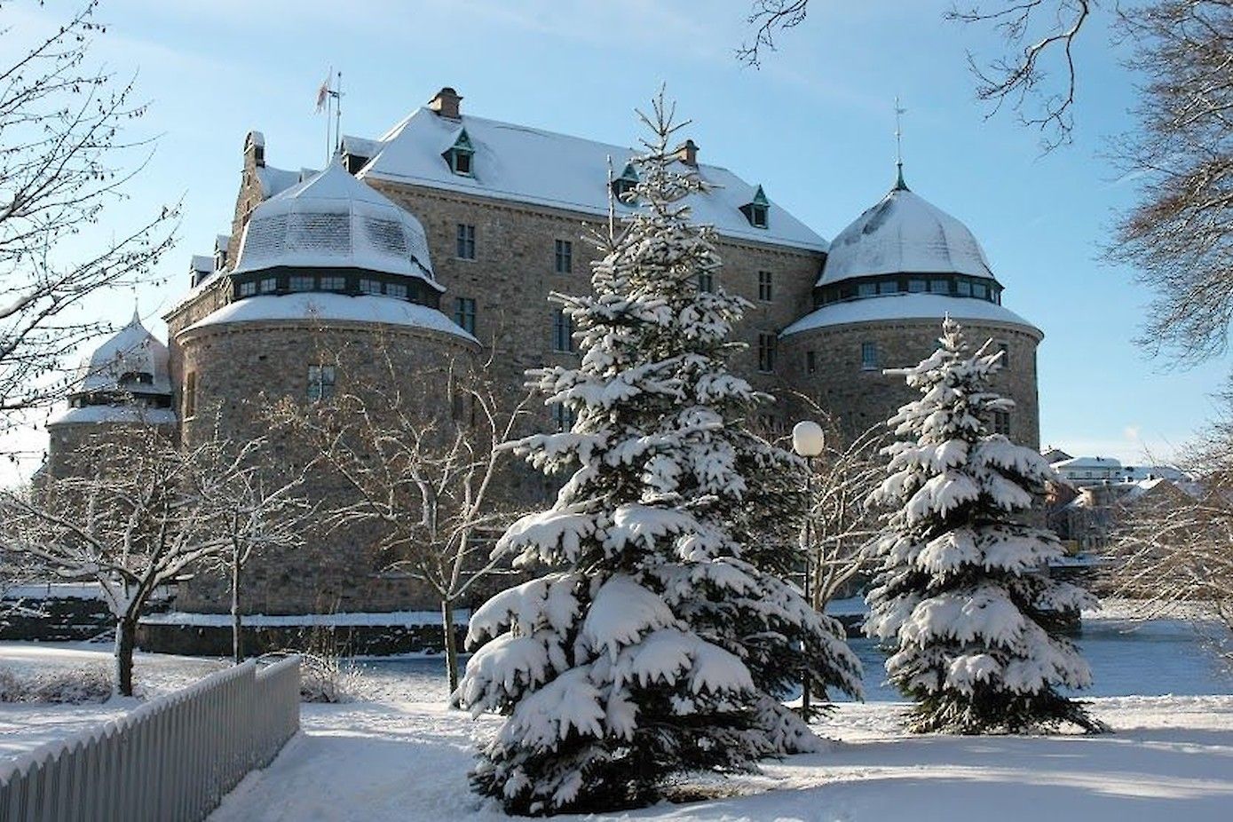 Örebro Slott in de winter.